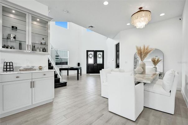Chandelier, Dining room, Interior, Recessed Lighting, Wood Texture Flooring