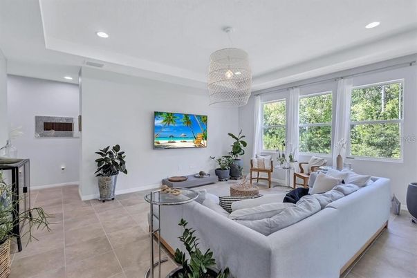 Interior, Living room, Pendant Lights, Recessed Lighting