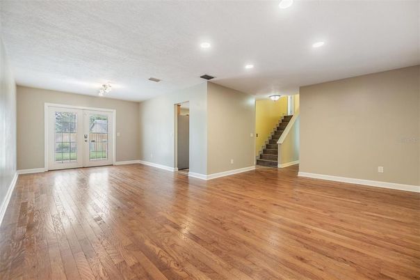 Empty room, Interior, Recessed Lighting, Wood Texture Flooring