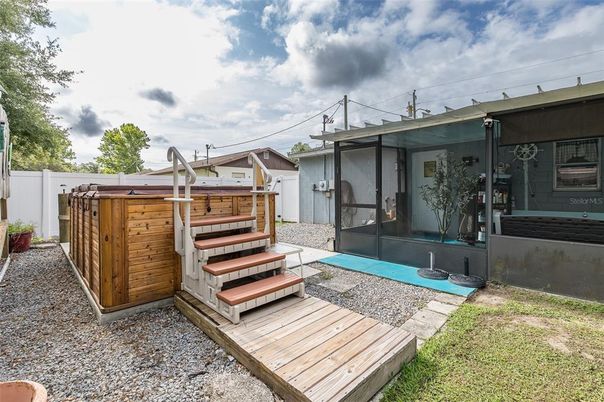Backyard, Exterior, Hot Tub
