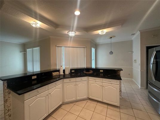 Interior, Kitchen, Pendant Lights, Recessed Lighting, Washer