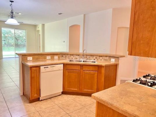 Interior, Kitchen, Pendant Lights, Recessed Lighting