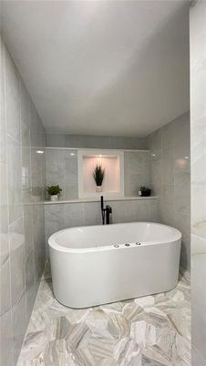 Bathroom, Free Standing Baths, Interior, Marble