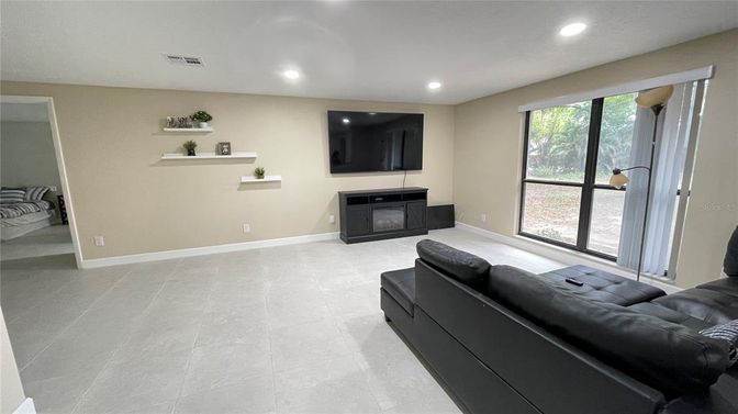 Interior, Recessed Lighting