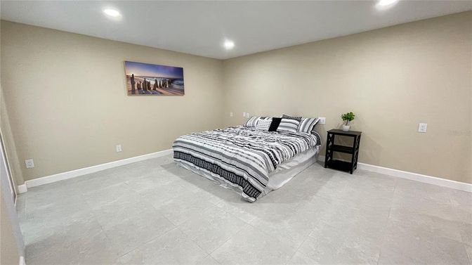 Bedroom, Interior, Recessed Lighting