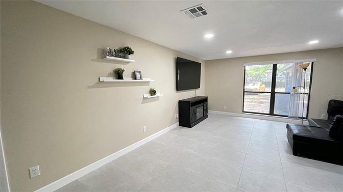 Interior, Recessed Lighting