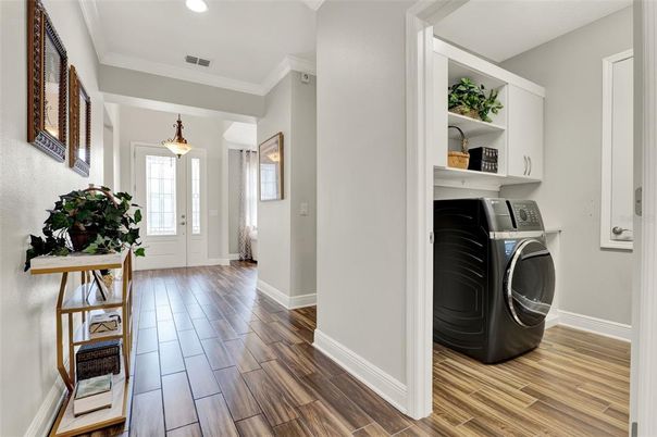 Interior, Pendant Lights, Recessed Lighting, Utility Closets, Washer, Wood Texture Flooring