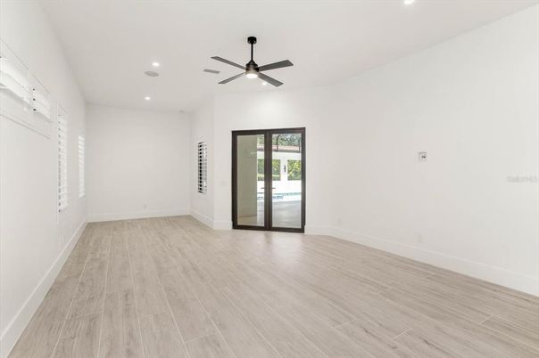 Empty room, Interior, Recessed Lighting, Wood Texture Flooring