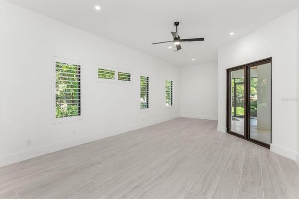Empty room, Interior, Recessed Lighting, Wood Texture Flooring
