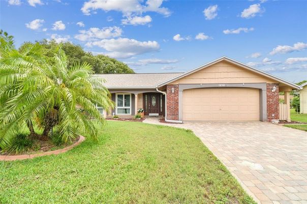 Attached, Exterior, Facade, Brick Facade, Ranch