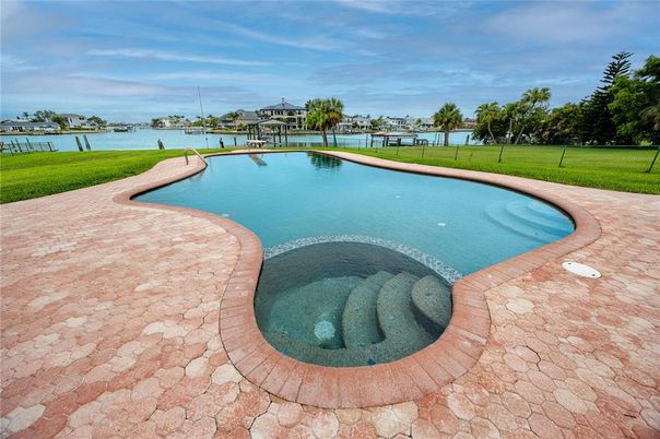 Exterior, Pool, Water