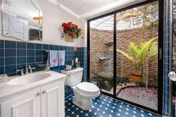 Bathroom, Interior, Stone Walls