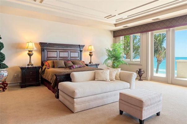 Bedroom, Interior, Water