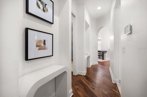 Interior, Recessed Lighting, Wood Texture Flooring