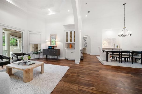 Chandelier, Dining room, Interior, Living room, Pendant Lights, Recessed Lighting, Wood Texture Flooring