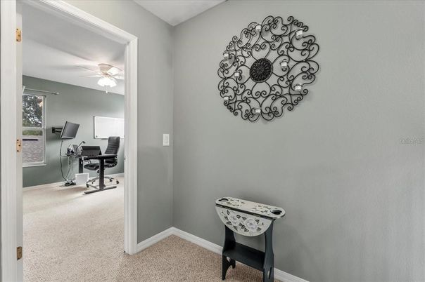 Home Office, Interior