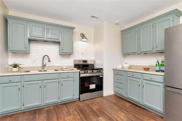 Interior, Kitchen, Stainless Steel Appliances, Wood Texture Flooring