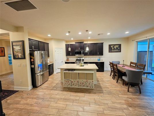 Dining room, Interior, Kitchen, Pendant Lights, Recessed Lighting, Stainless Steel Appliances