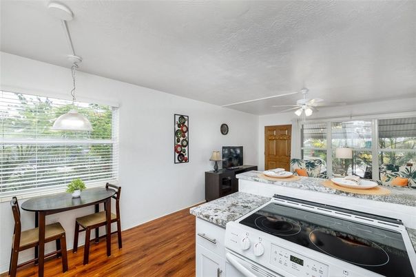 Dining room, Interior, Kitchen, Pendant Lights, Wood Texture Flooring