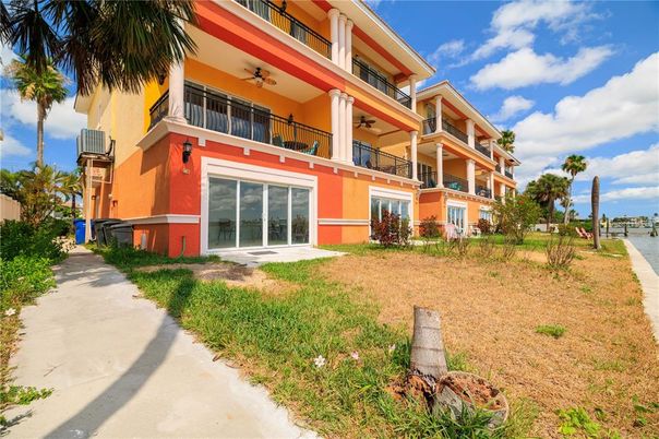 Backyard, Exterior, Water