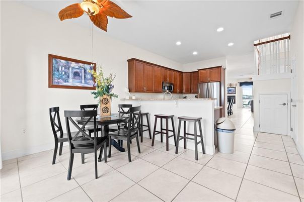 Dining room, Interior, Kitchen, Recessed Lighting, Stainless Steel Appliances