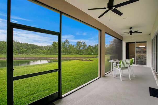 Interior, Sun Room, Water