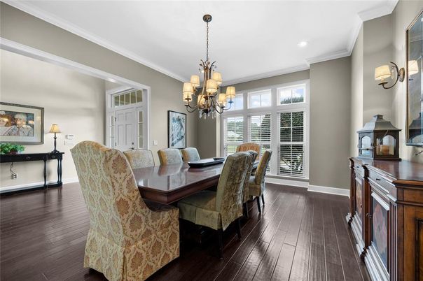 Chandelier, Dining room, Interior, Recessed Lighting, Wood Texture Flooring