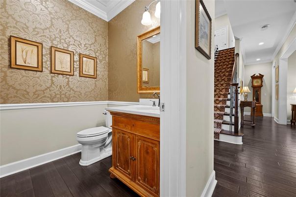 Bathroom, Interior, Recessed Lighting, Wood Texture Flooring