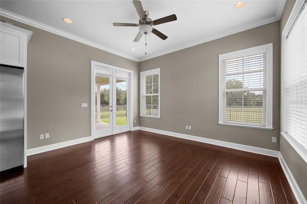 Empty room, Interior, Recessed Lighting, Wood Texture Flooring