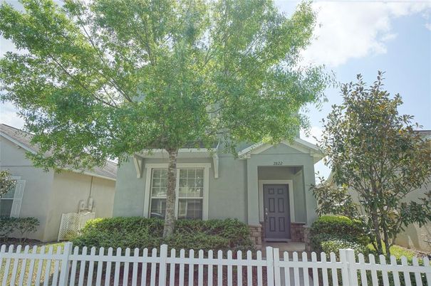 Exterior, Facade, None
