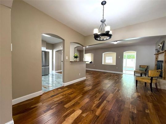 Interior, Pendant Lights, Wood Texture Flooring