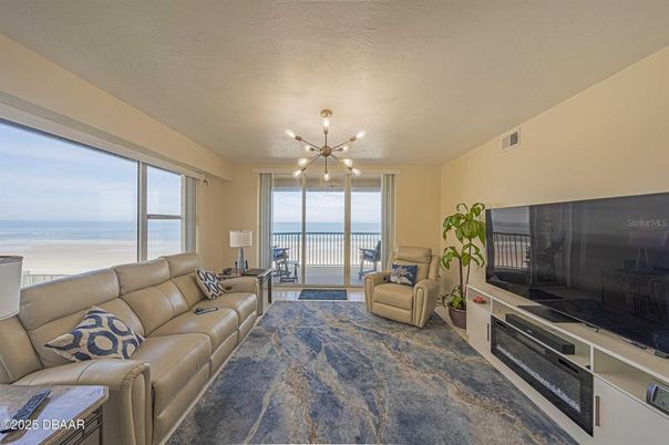 Interior, Living room, Pendant Lights, Water