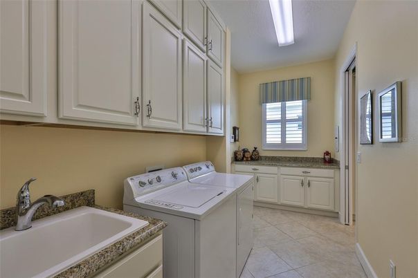 Interior, Washer