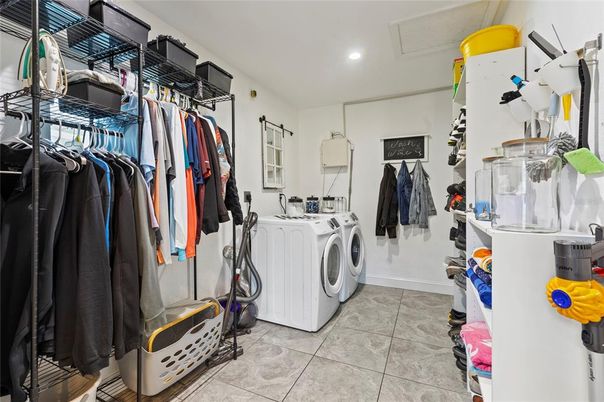 Interior, Recessed Lighting, Washer