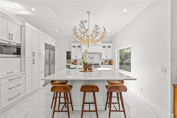 Chandelier, Interior, Kitchen, Marble, Recessed Lighting