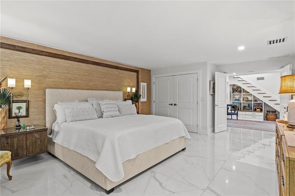 Bedroom, Interior, Marble, Recessed Lighting