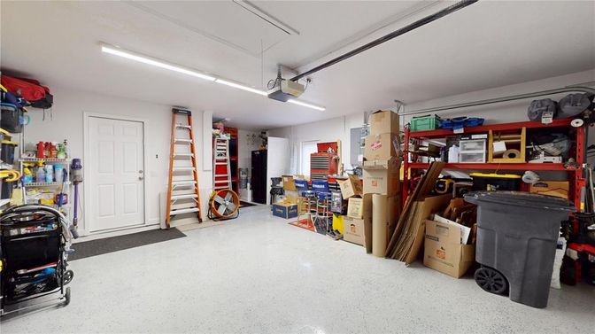 Garage, Interior