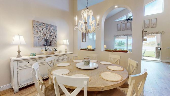 Chandelier, Dining room, Interior, Recessed Lighting, Wood Texture Flooring