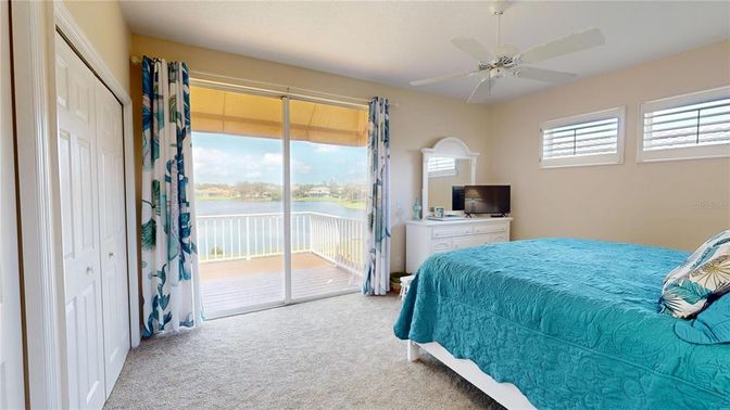 Bedroom, Interior, Water