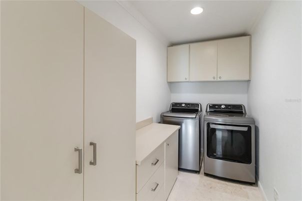 Interior, Recessed Lighting, Washer