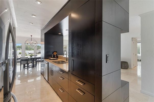 Chandelier, Dining room, Interior, Kitchen, Recessed Lighting
