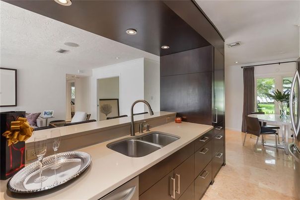 Dining room, Interior, Kitchen, Recessed Lighting