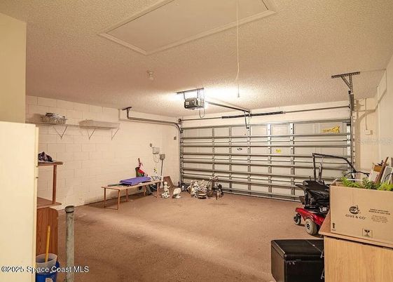 Garage, Interior