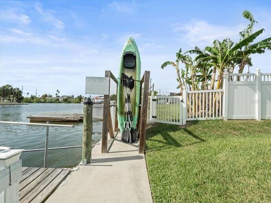 Backyard, Exterior, Water
