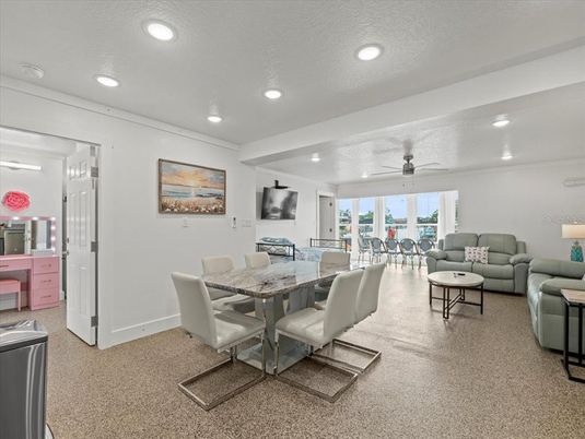Dining room, Interior, Living room, Recessed Lighting