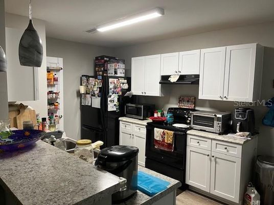 Interior, Kitchen, Pendant Lights, Wood Texture Flooring
