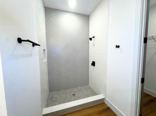 Bathroom, Interior, Recessed Lighting, Wood Texture Flooring