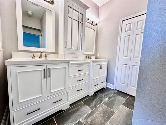 Bathroom, Dual Sink Vanities, Interior