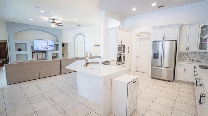 Interior, Kitchen, Living room, Recessed Lighting, Stainless Steel Appliances