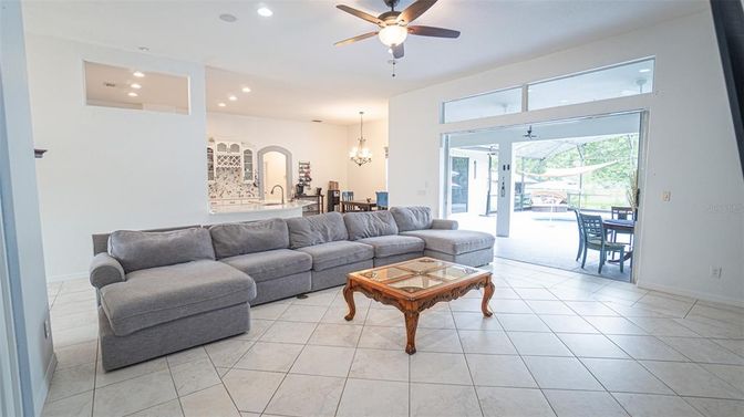 Chandelier, Dining room, Interior, Living room, Recessed Lighting